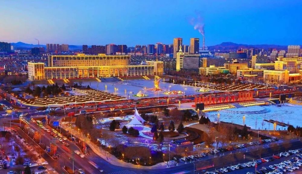 赤峰,向听众朋友们问好!